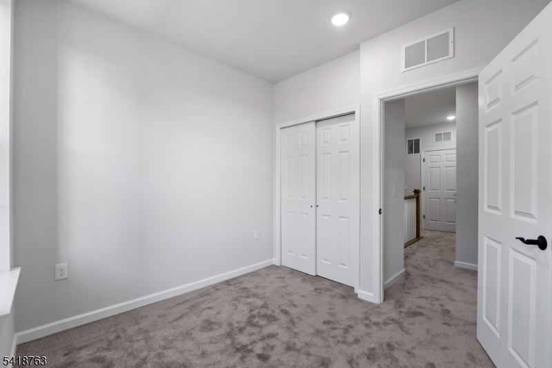 39 Robeson Street Somerville, NJ 08876 - Photo 17 of 23