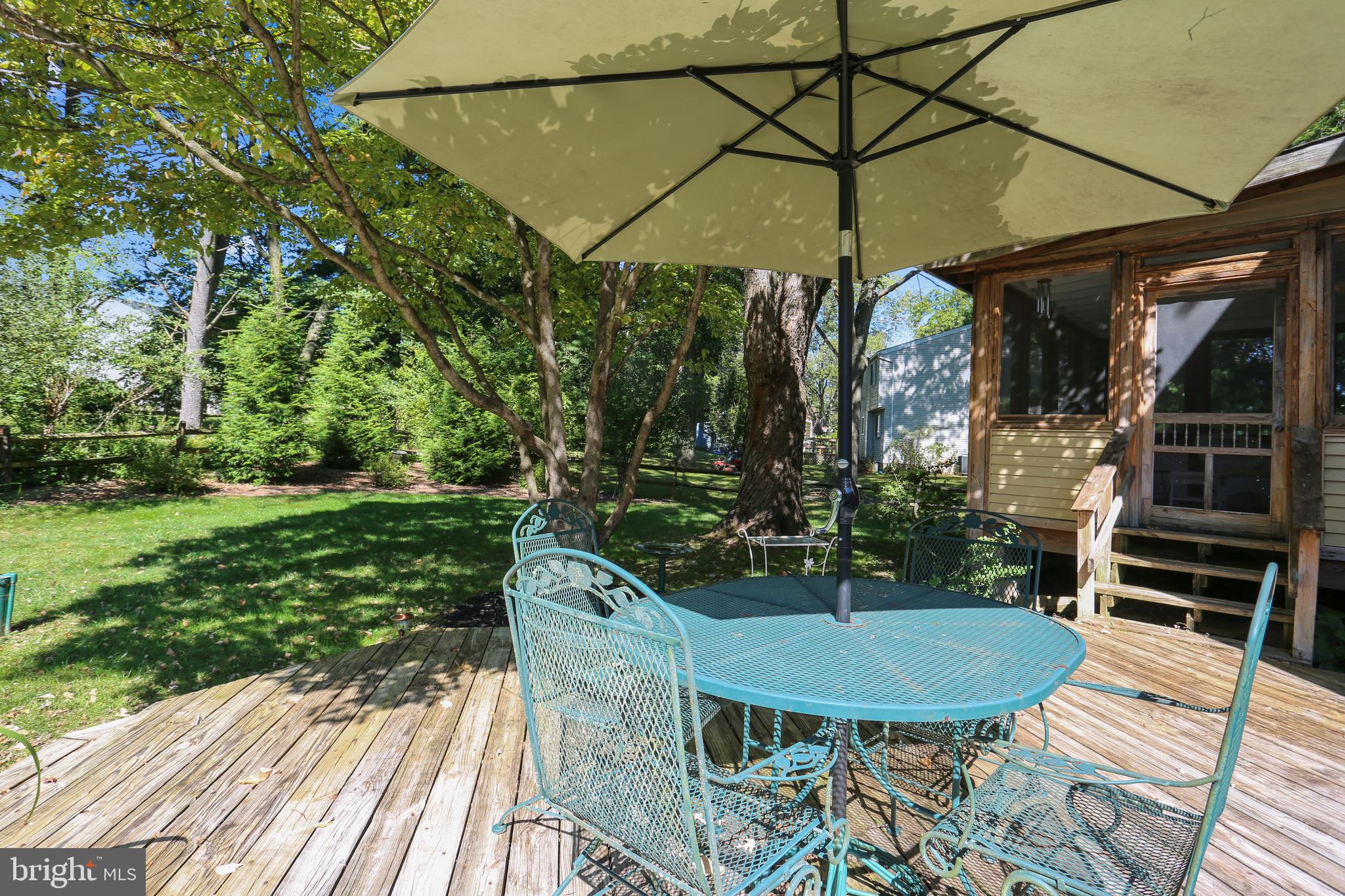 9301 Huntmaster Road Laytonsville, MD 20882 - Photo 77 of 99 Deck and screened porch