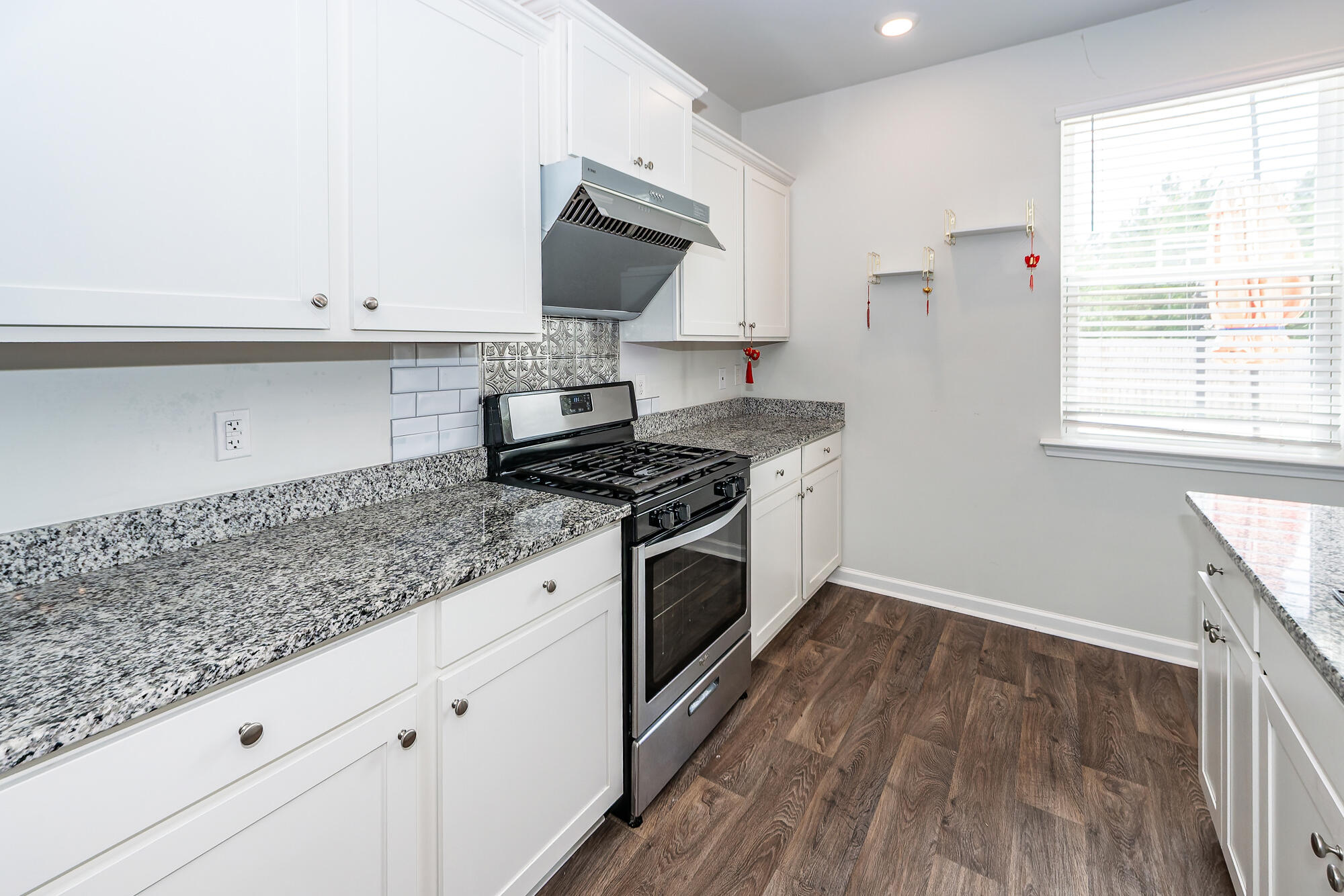 415 Zenith Boulevard Summerville, SC 29486 - Photo 15 of 42 15