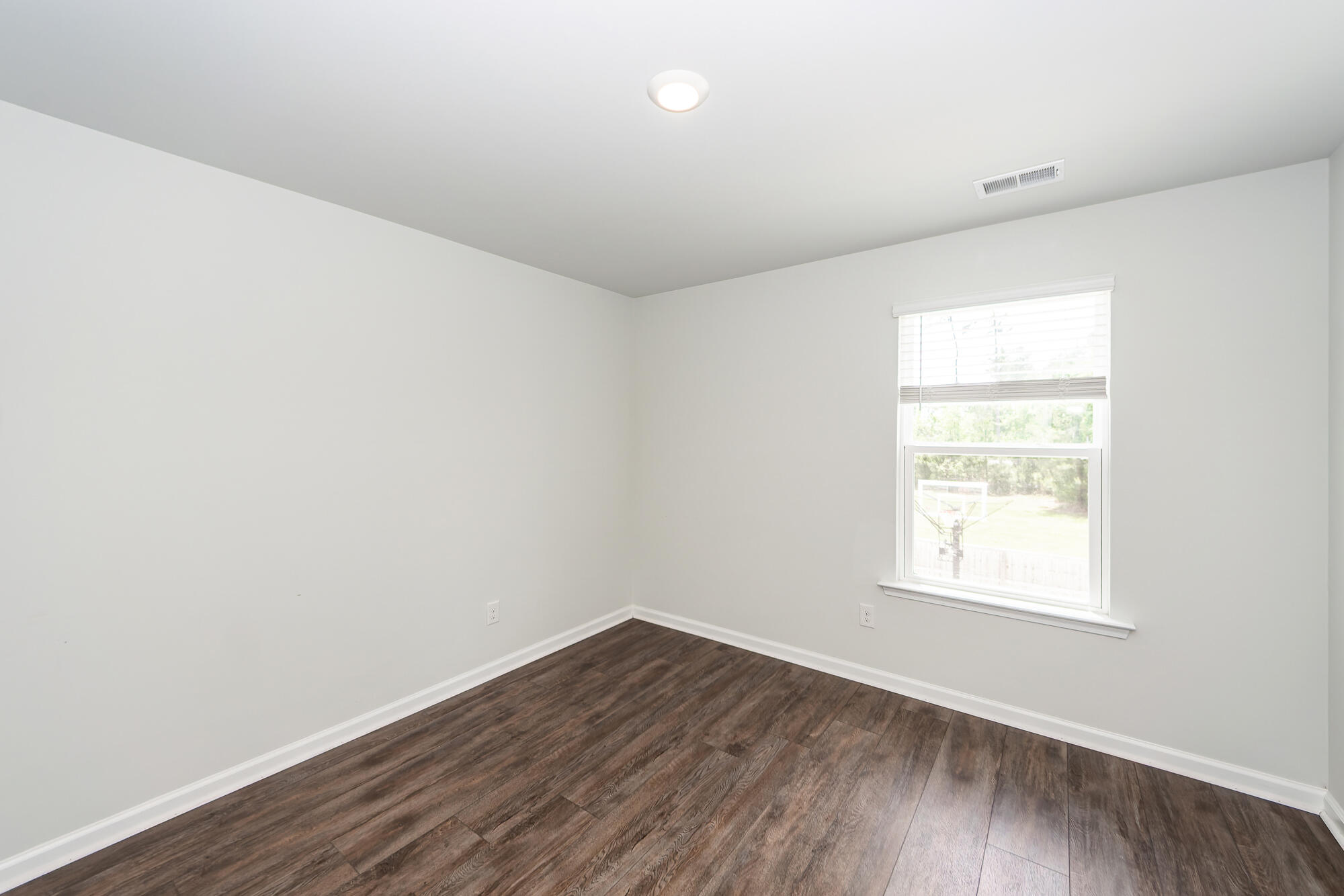 415 Zenith Boulevard Summerville, SC 29486 - Photo 32 of 42 32