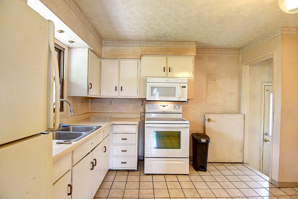 2123 Neff Road Dayton, OH 45414 - Photo 8 of 29
