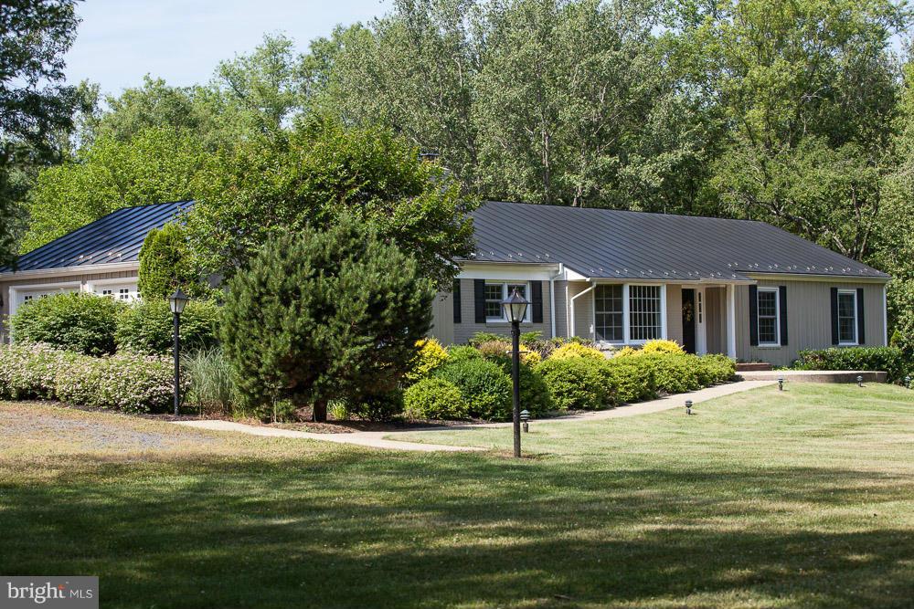 6231 Coon Tree Road The Plains, VA 20198 - Photo 1 of 19 Exterior (Front)
