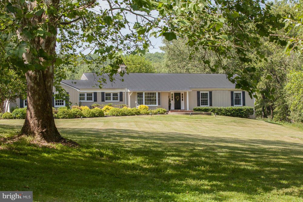 6231 Coon Tree Road The Plains, VA 20198 - Photo 12 of 19 Exterior (Front)