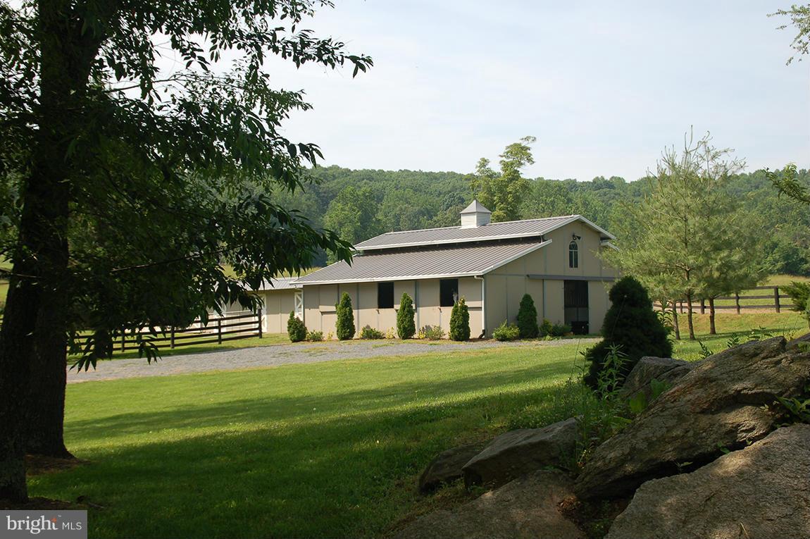 6231 Coon Tree Road The Plains, VA 20198 - Photo 17 of 19 Exterior (General)
