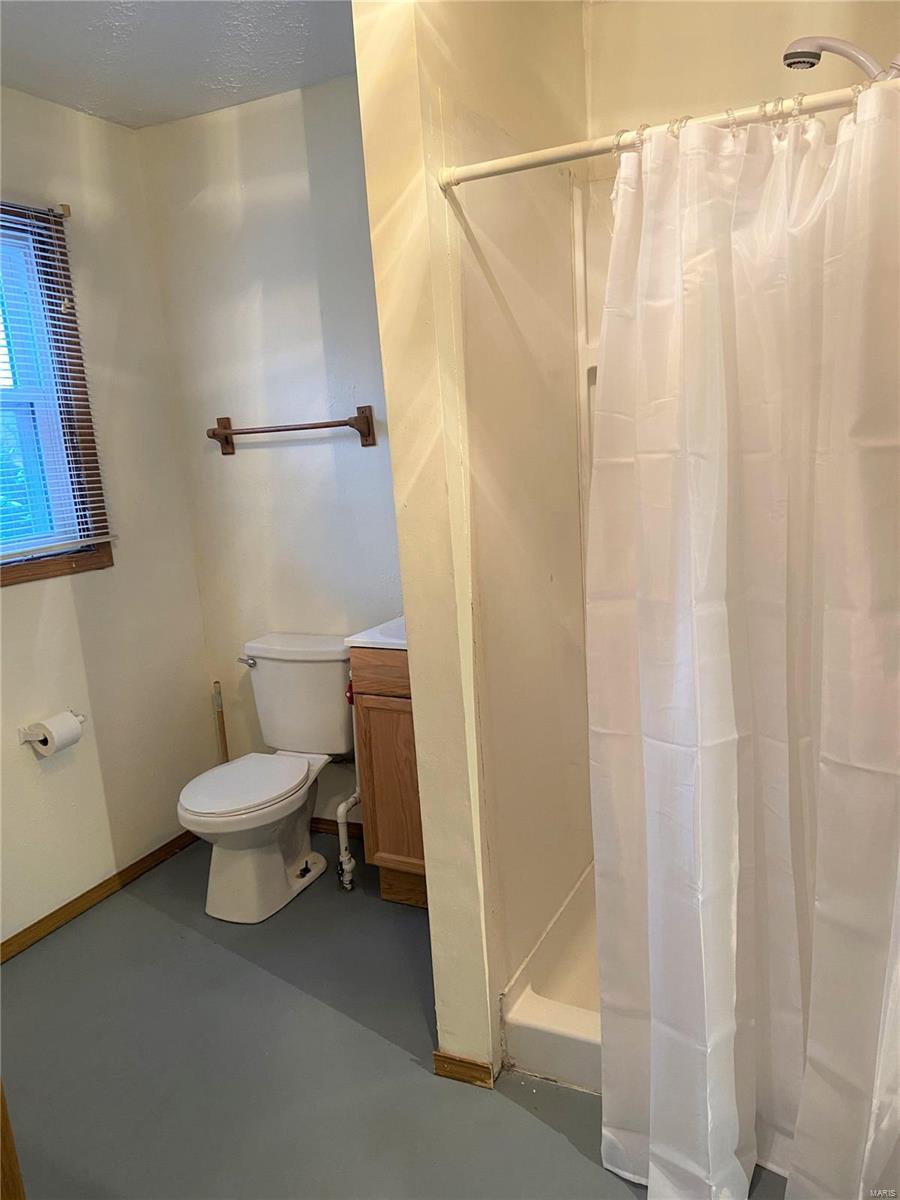 14300 Rod And Gun Road Breese, IL 62230 - Photo 10 of 12