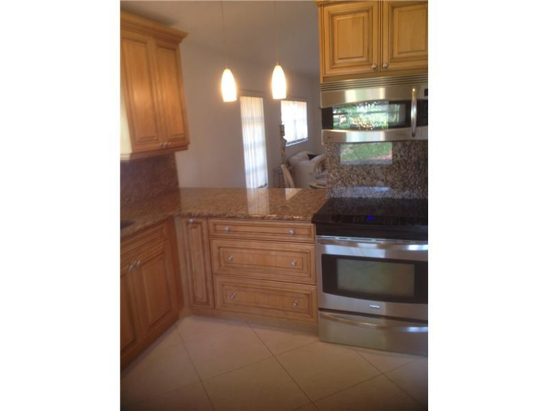 8190 Springtree Road, Unit A Boca Raton, FL 33496 - Photo 5 of 6 Kitchen