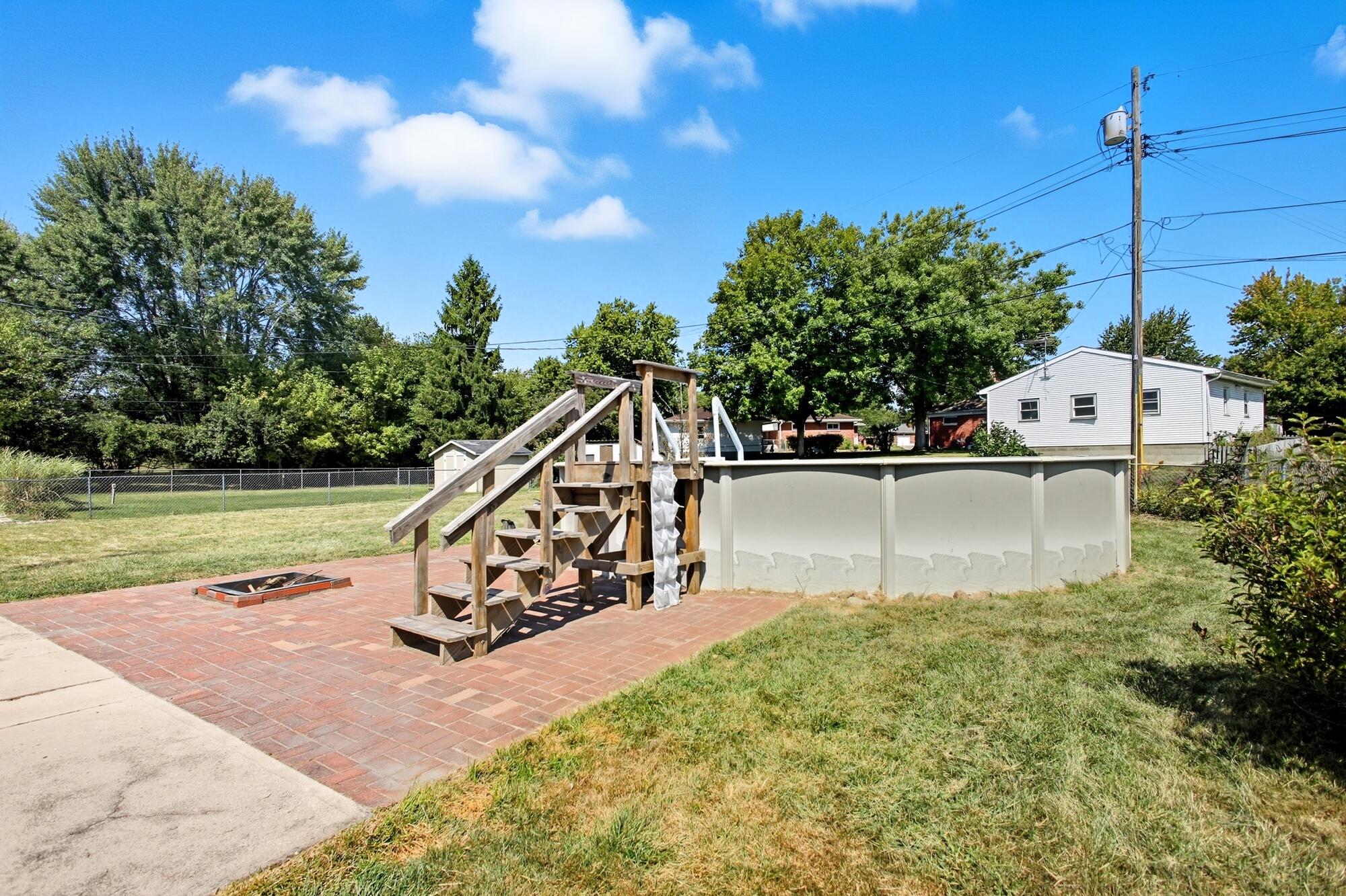 1414 Ronald Road Springfield, OH 45503 - Photo 37 of 39