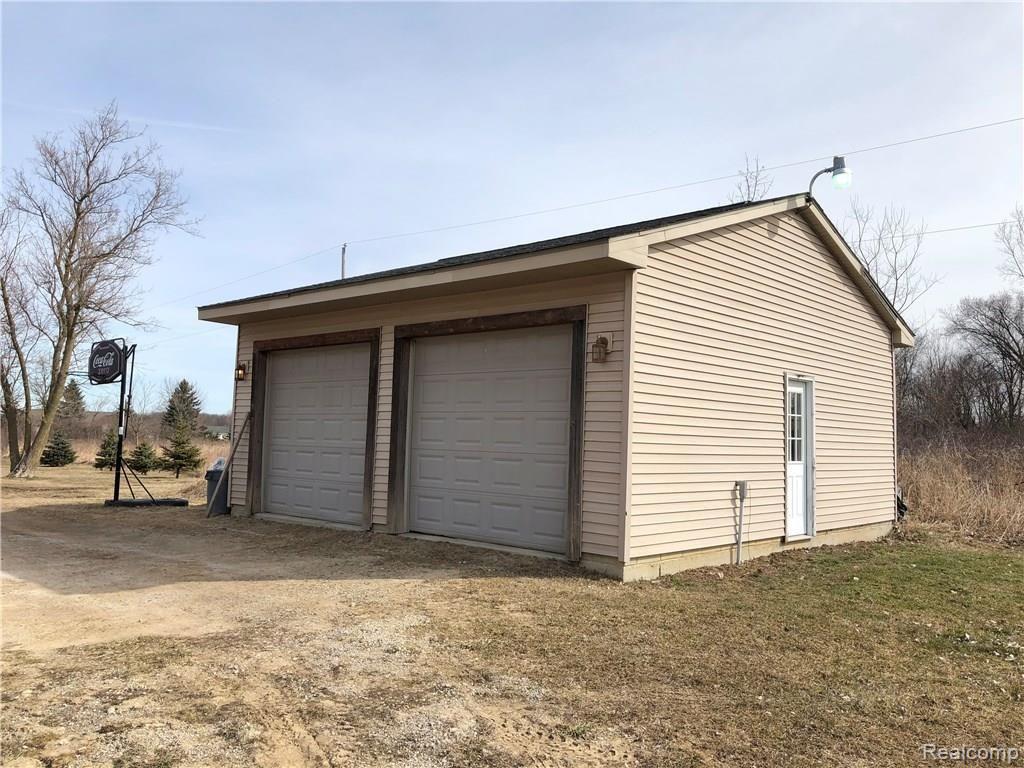 12433 Baldwin Road Gaines, MI 48436 - Photo 36 of 36 IMG_0929.JPG