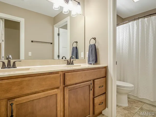 $849,900 | 3329 Snider Drive, Edwardsville, IL 62025