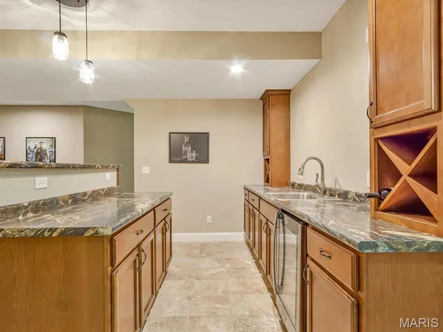 $849,900 | 3329 Snider Drive, Edwardsville, IL 62025