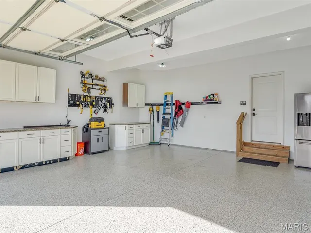 $849,900 | 3329 Snider Drive, Edwardsville, IL 62025