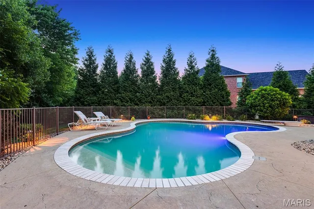 $849,900 | 3329 Snider Drive, Edwardsville, IL 62025