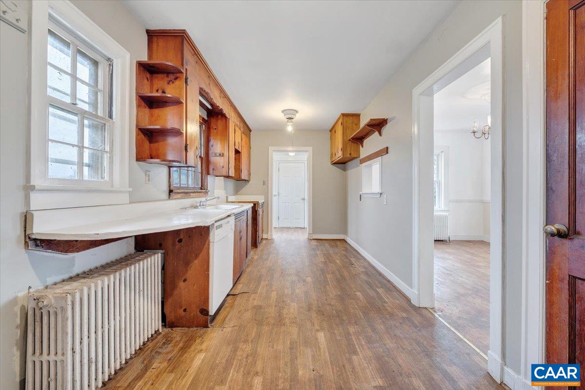 2420 James River Road Esmont, VA 22937 - Photo 18 of 75 a spacious bathroom with a sink and a mirror