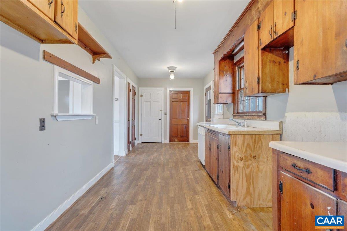 2420 James River Road Esmont, VA 22937 - Photo 19 of 75