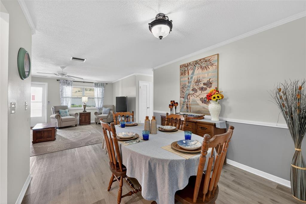 9208 142nd Street North Seminole, FL 33776 - Photo 13 of 43