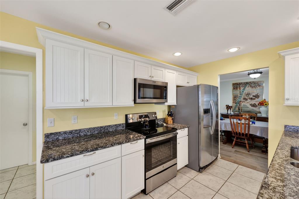 9208 142nd Street North Seminole, FL 33776 - Photo 16 of 43