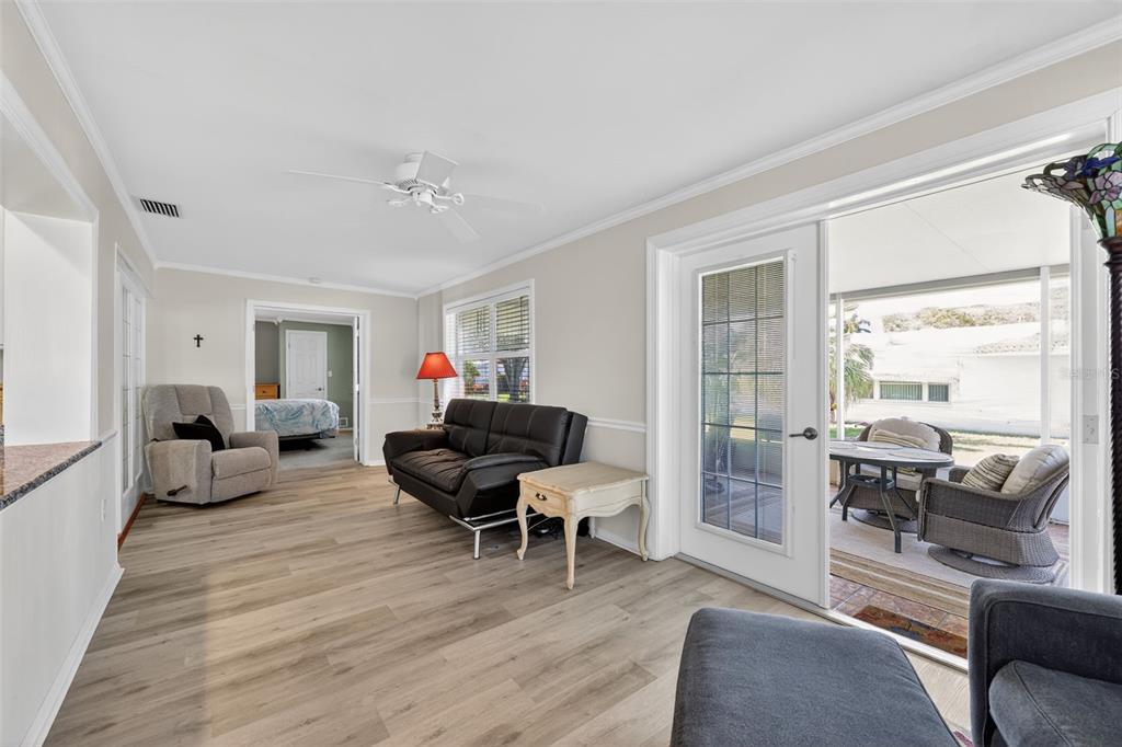 9208 142nd Street North Seminole, FL 33776 - Photo 29 of 43