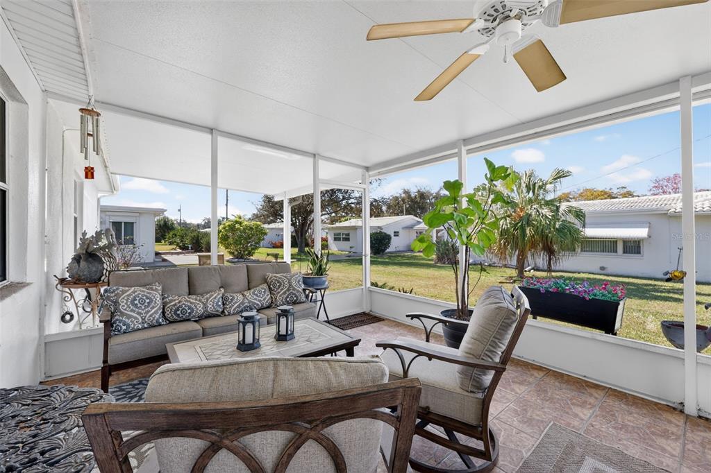 9208 142nd Street North Seminole, FL 33776 - Photo 33 of 43