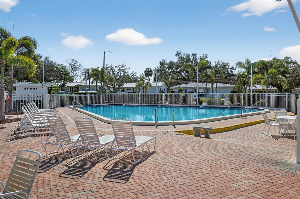 9208 142nd Street North Seminole, FL 33776 - Photo 42 of 43