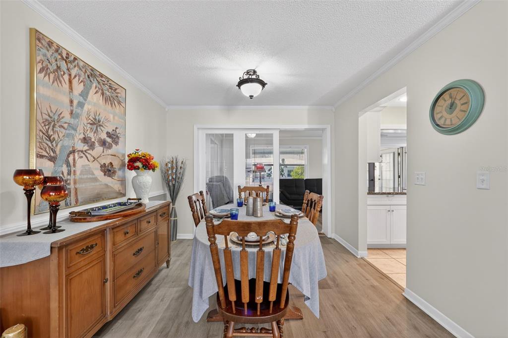 9208 142nd Street North Seminole, FL 33776 - Photo 9 of 43