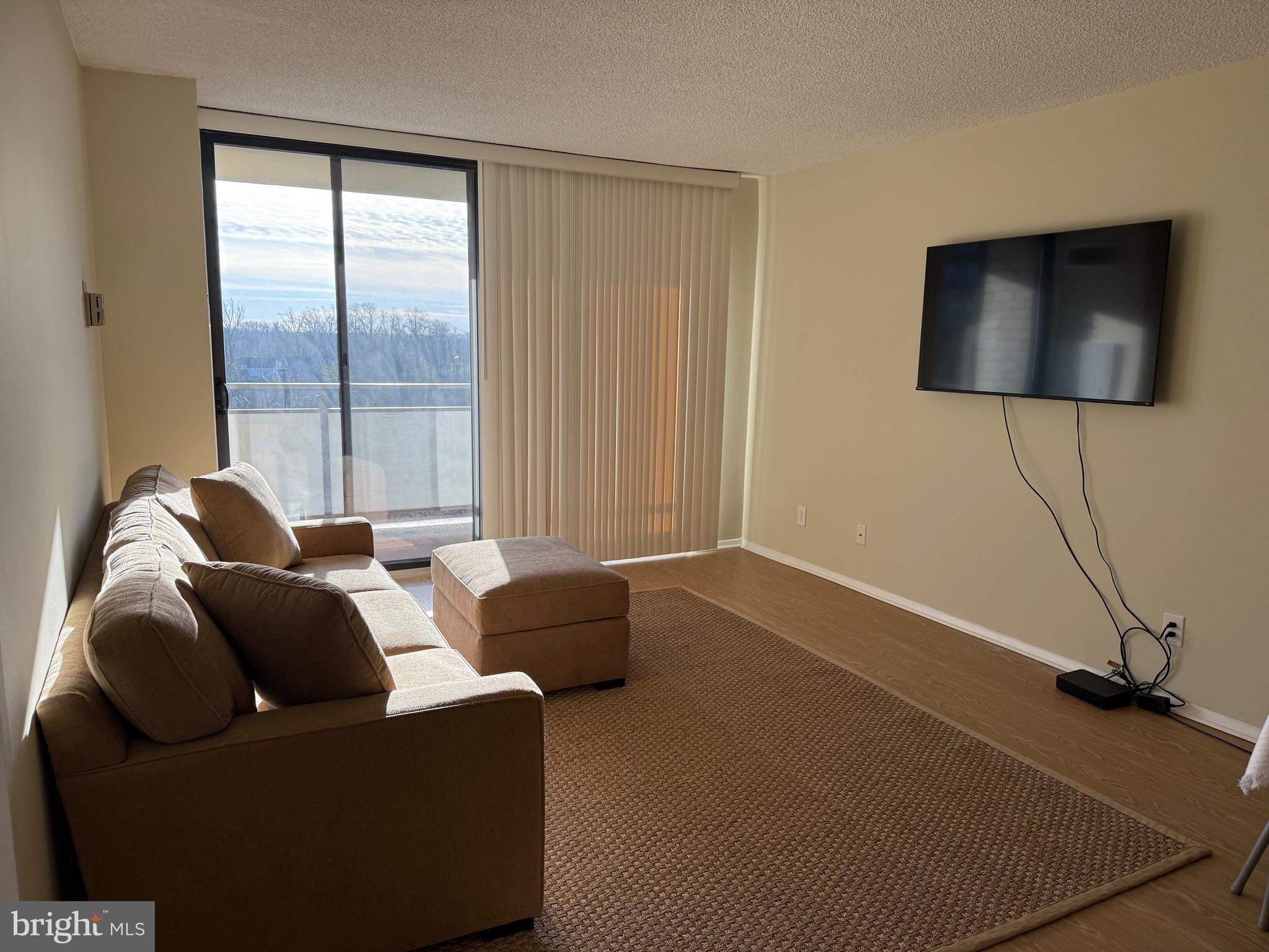 5225 Pooks Hill Road, Unit 1607N Bethesda, MD 20814 - Photo 3 of 51