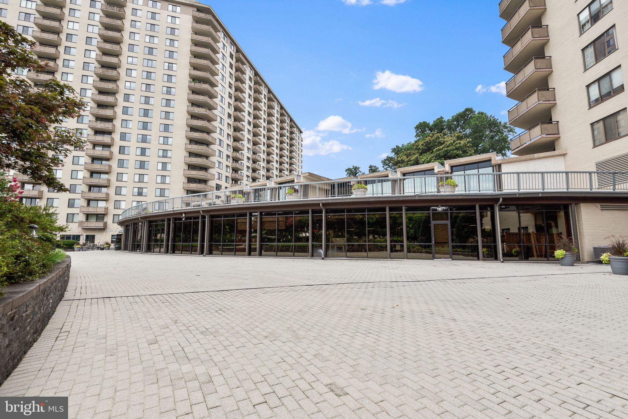 5225 Pooks Hill Road, Unit 1607N Bethesda, MD 20814 - Photo 38 of 51