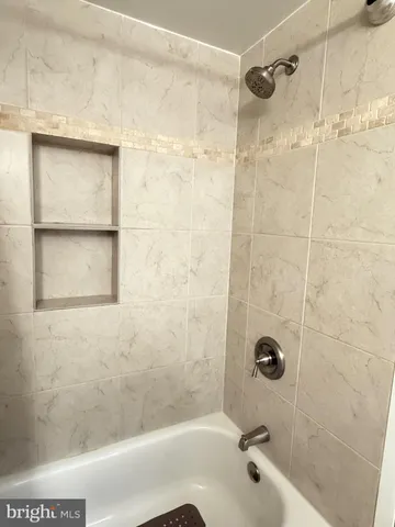 $2,000 | 5225 Pooks Hill Road, Unit 1607N, Bethesda, MD 20814