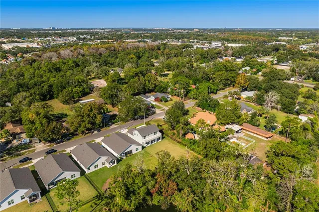 $597,000 | 827 Dennis Avenue, Orlando, FL 32807