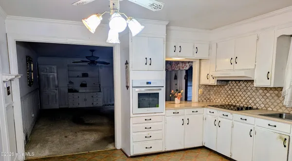 $369,900 | 1423 Greenville Boulevard Southeast, Greenville, NC 27858