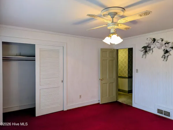 $369,900 | 1423 Greenville Boulevard Southeast, Greenville, NC 27858