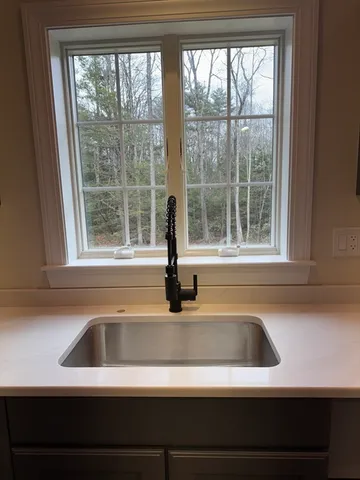 $585,000 | 104 Hilltop Drive, Unit 2, Southbridge, MA 01550