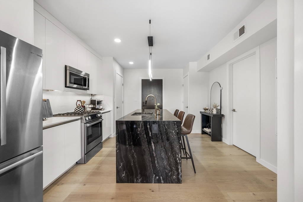 2 Maverick Square, Unit 402 Boston, MA 02128 - Photo 7 of 18