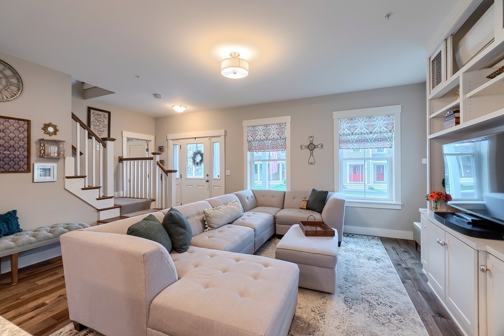 67 Grant Road Devens, MA 01434 - Photo 11 of 30