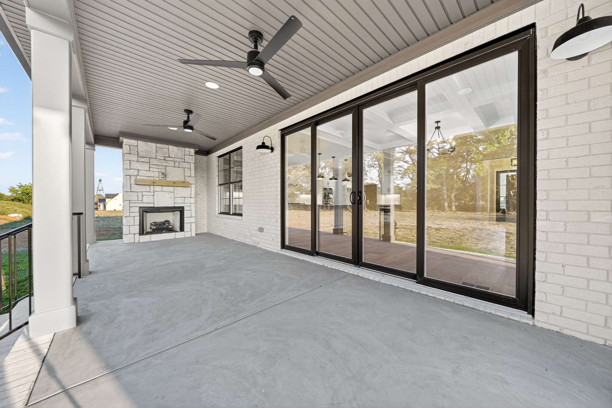 253 Bellsford Road Gallatin, TN 37066 - Photo 3 of 32