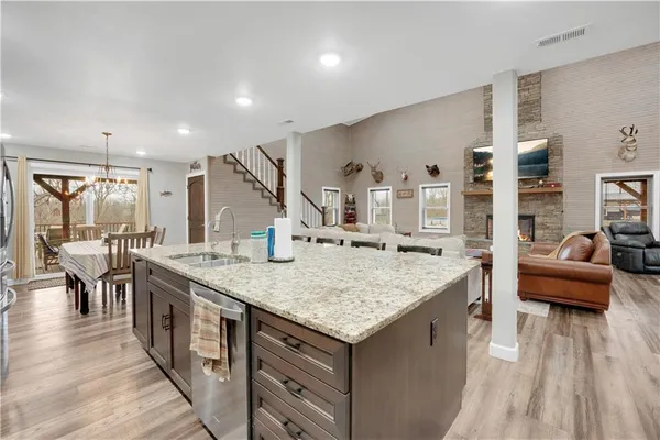 $625,000 | 26192 Georgetown Avenue, Warsaw, MO 65355