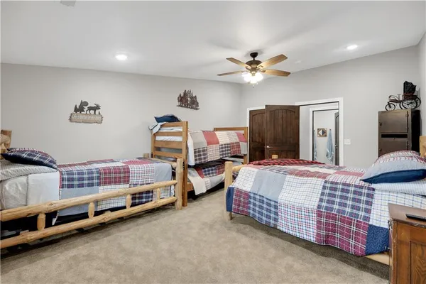 $625,000 | 26192 Georgetown Avenue, Warsaw, MO 65355