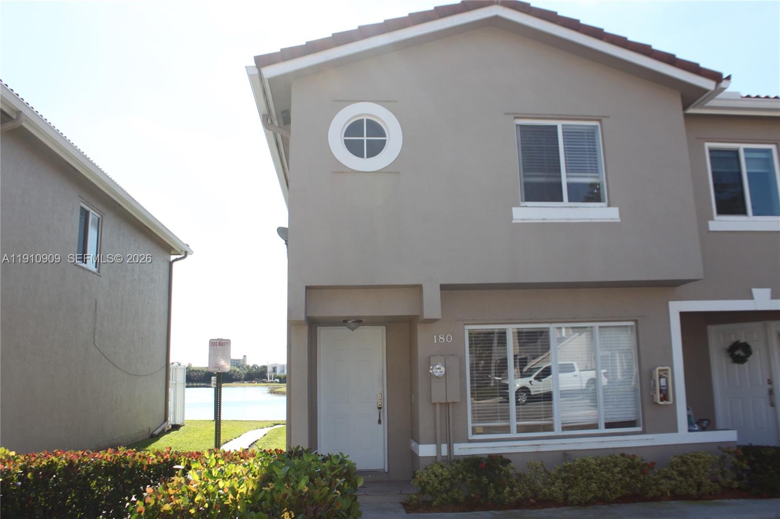 180 Riviera Circle, Unit 305 Weston, FL 33326 - Photo 2 of 24