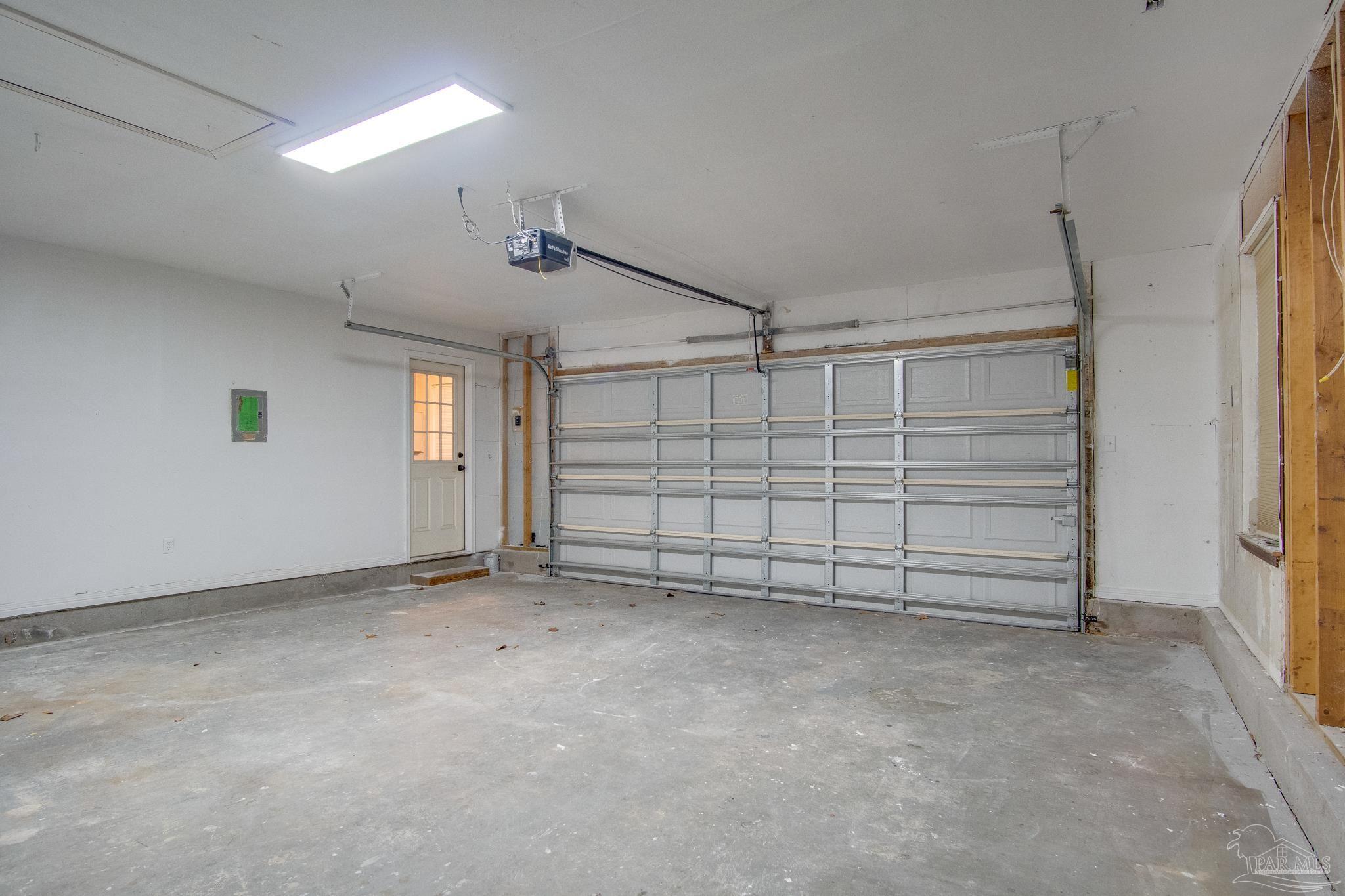 5910 Limestone Road Pensacola, FL 32504 - Photo 17 of 20