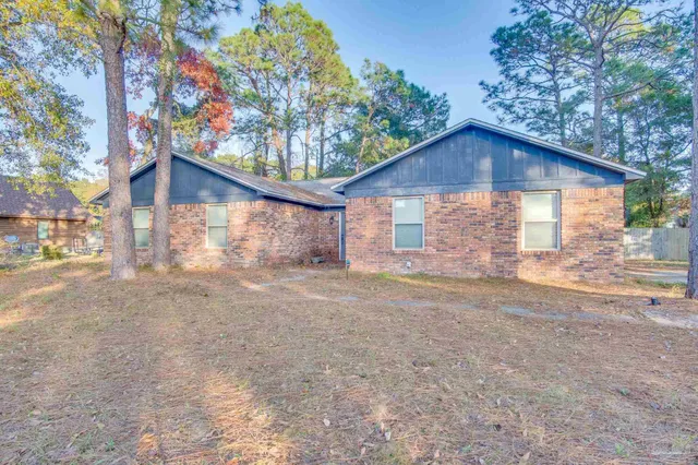 $1,850 | 5910 Limestone Road, Pensacola, FL 32504