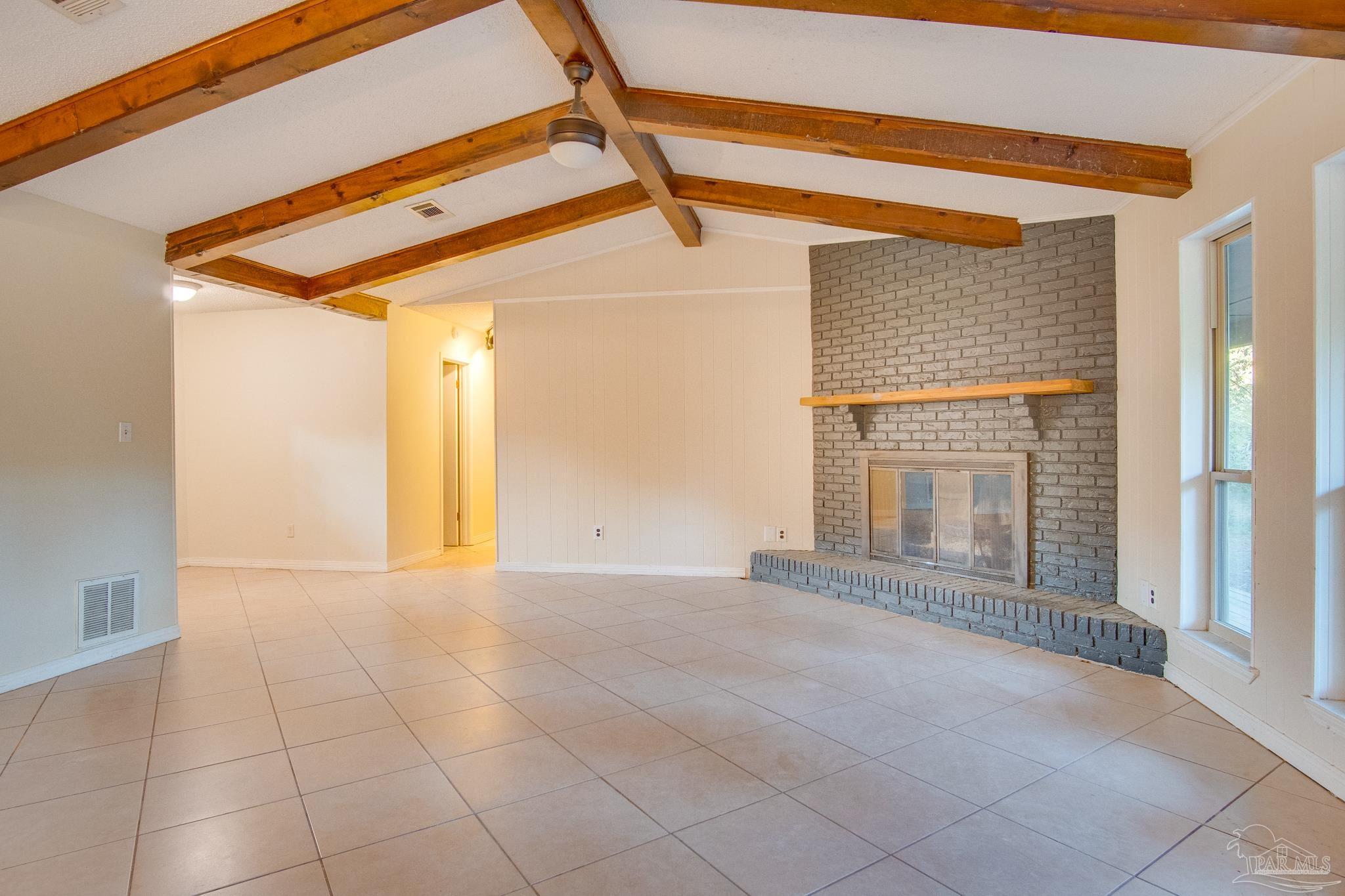 5910 Limestone Road Pensacola, FL 32504 - Photo 3 of 20