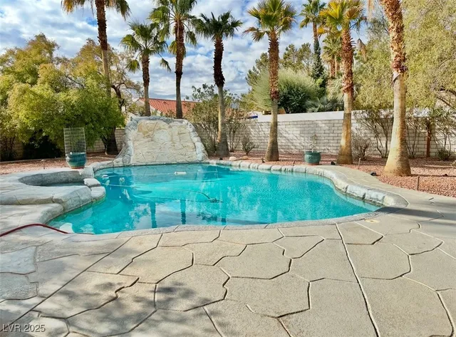 $1,395,000 | 9917 Aspen Knoll Court, Las Vegas, NV 89117