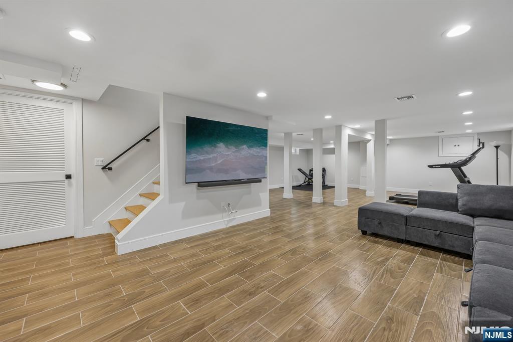 676 Ridgewood Avenue Oradell, NJ 07649 - Photo 42 of 50