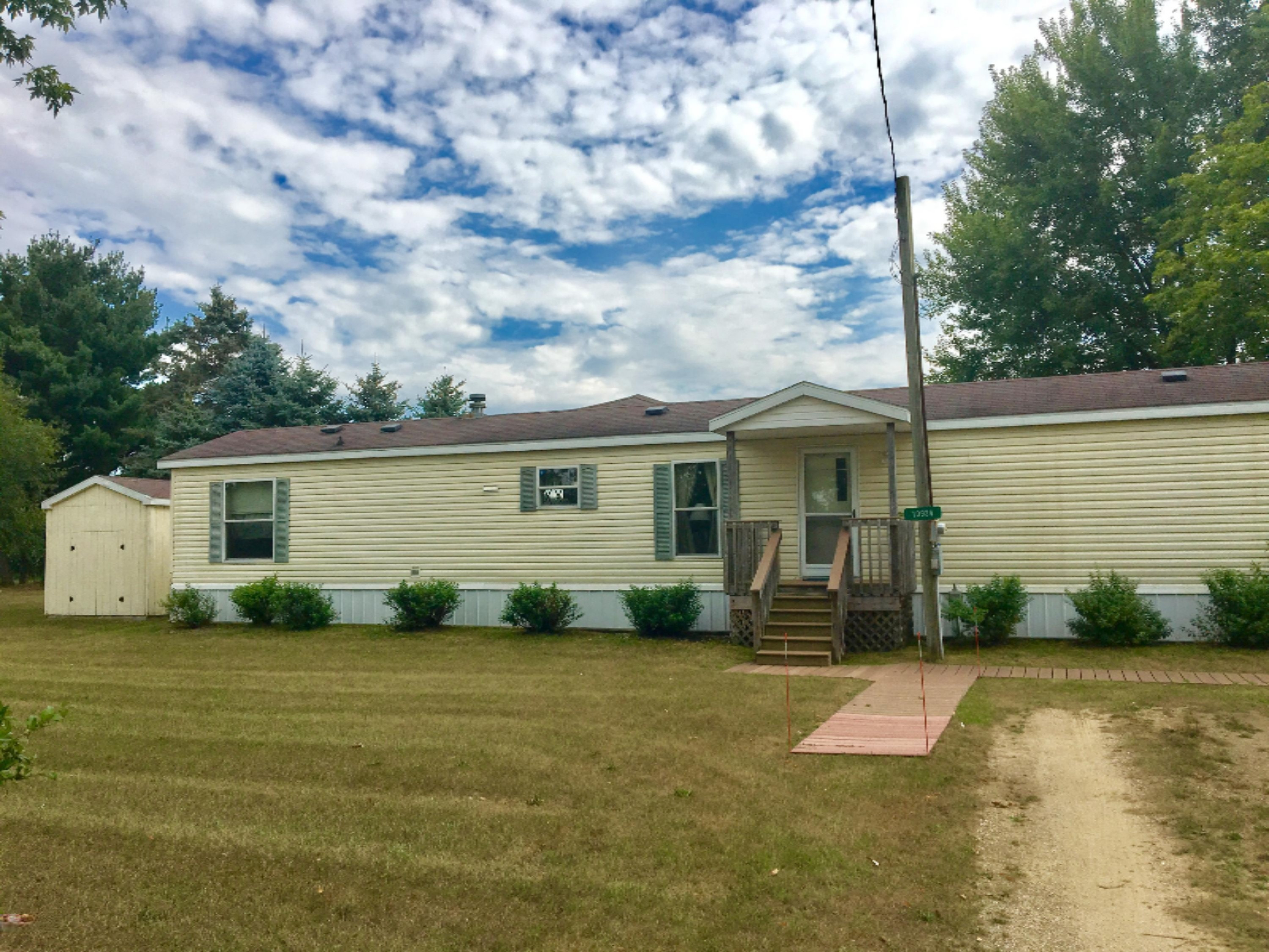10934 Beardsley Road Carson City, MI 48811 - Photo 3 of 21 IMG_6597