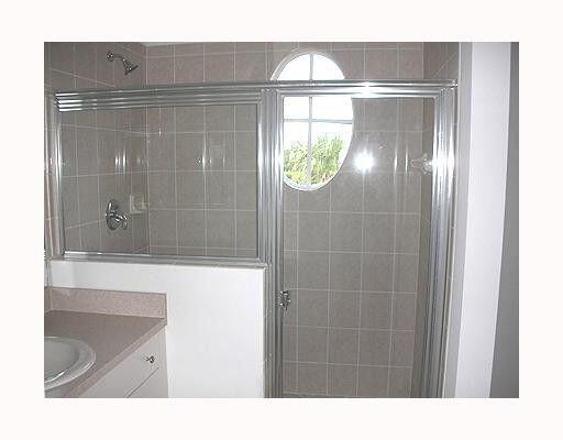 2928 Hidden Hills Road, Unit 1403 West Palm Beach, FL 33411 - Photo 5 of 13 20130731164334417581000000-o