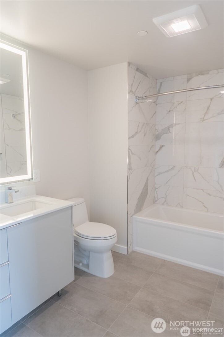 450 South Main Street, Unit 1605 Seattle, WA 98104 - Photo 12 of 23
