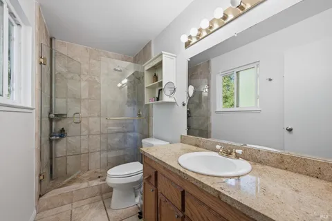 $775,000 | 18580 Happy Lane, Sonoma, CA 95476