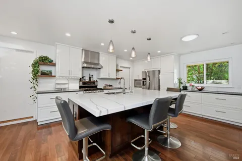 $775,000 | 18580 Happy Lane, Sonoma, CA 95476