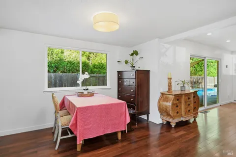 $775,000 | 18580 Happy Lane, Sonoma, CA 95476