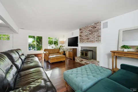 $775,000 | 18580 Happy Lane, Sonoma, CA 95476