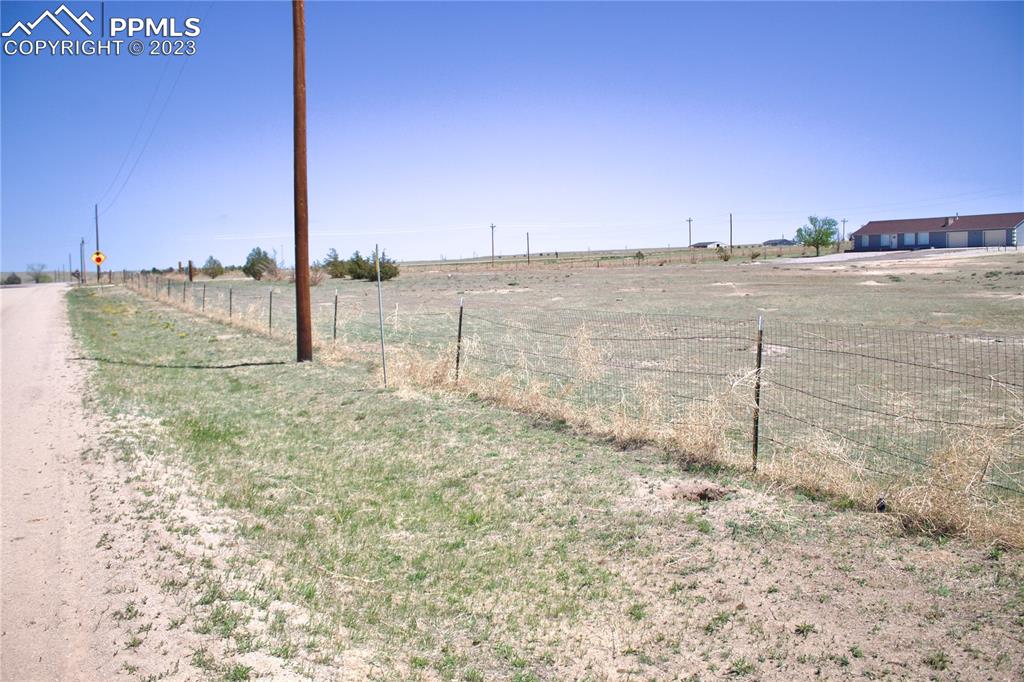425 Weissenfluh Road Yoder, CO 80864 - Photo 9 of 38 a view of a terrace